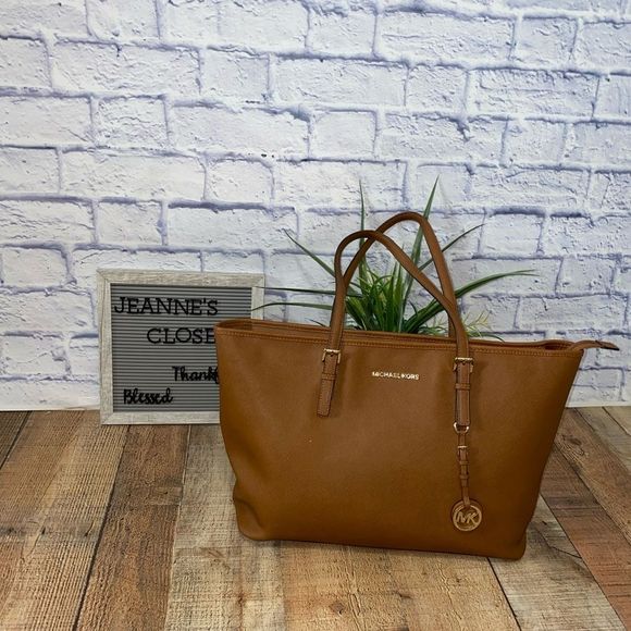 Michael Kors Handbags - Michael Kors Women's Handbag Medium Jet Set Saffiano Travel Tote Dark Khaki